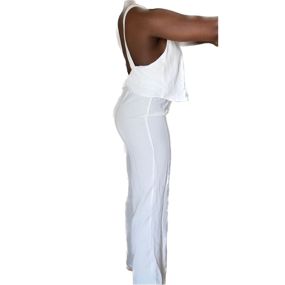 Sleeveless White Jumpsuit - Picture 3 of 6